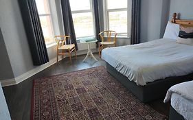 4 Bayview Terrace